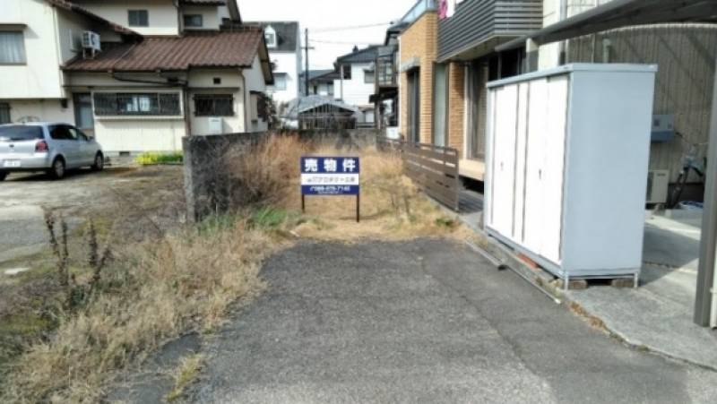 松山市福音寺町  の外観写真