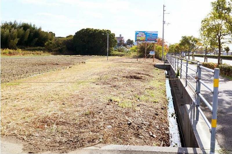 松山市府中  の外観写真