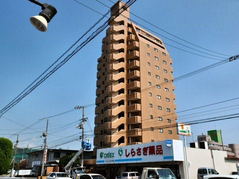 ライオンズマンション松山問屋町 の外観写真