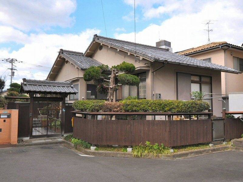 松山市畑寺 一戸建 の外観写真