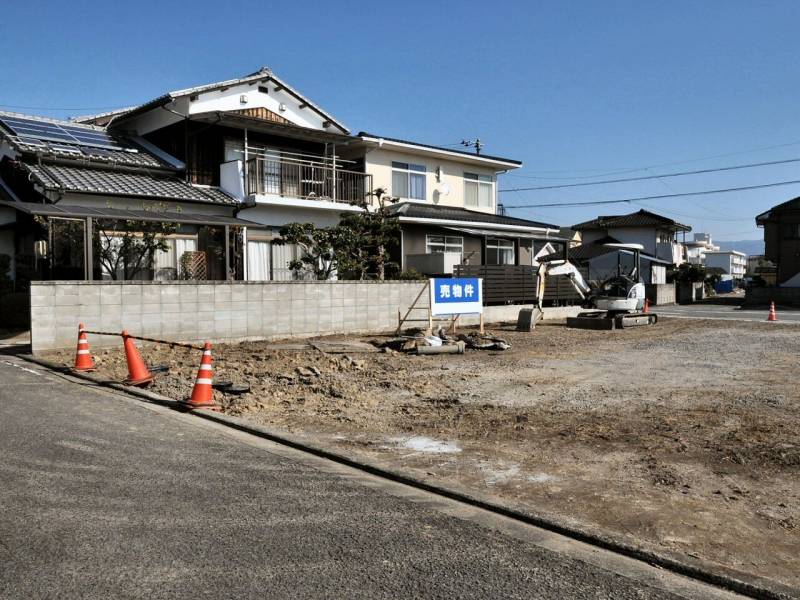 松山市北斎院町  A号地の外観写真