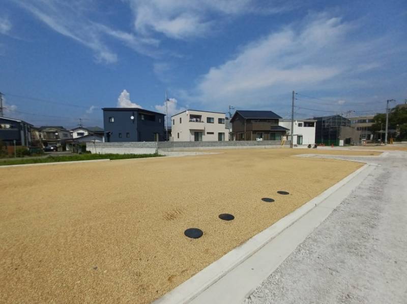 伊予郡砥部町高尾田 砥部町高尾田（大学前）14号地の外観写真