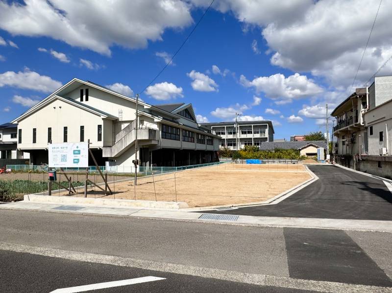 伊予郡砥部町千足 一戸建 《星降る町／分譲地》の外観写真