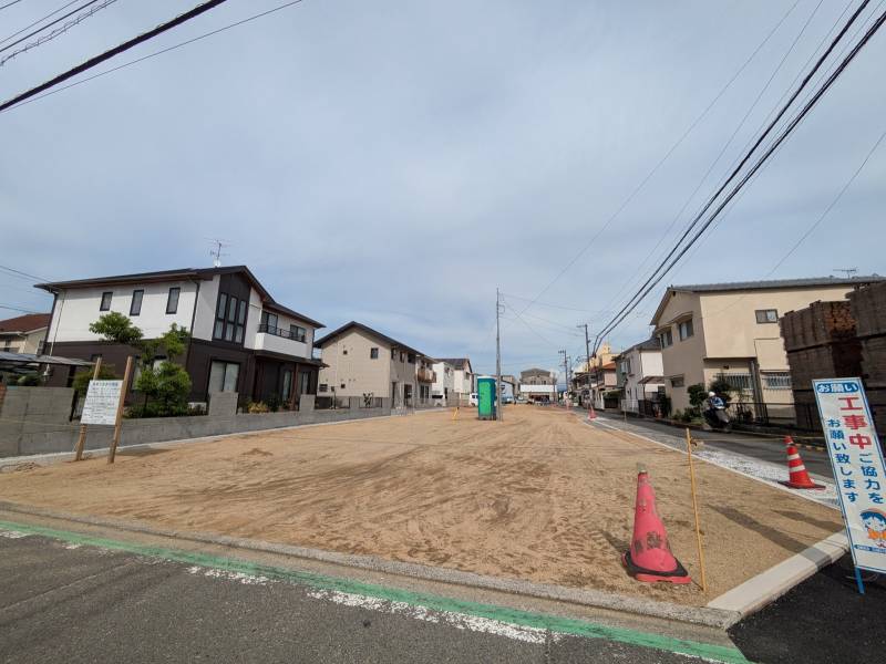 松山市空港通 4号地の外観写真