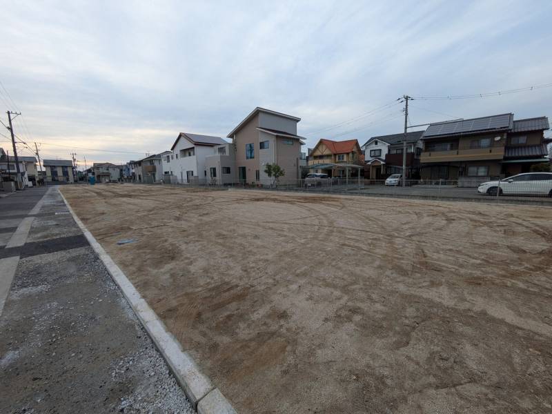 松山市空港通 7号地の外観写真