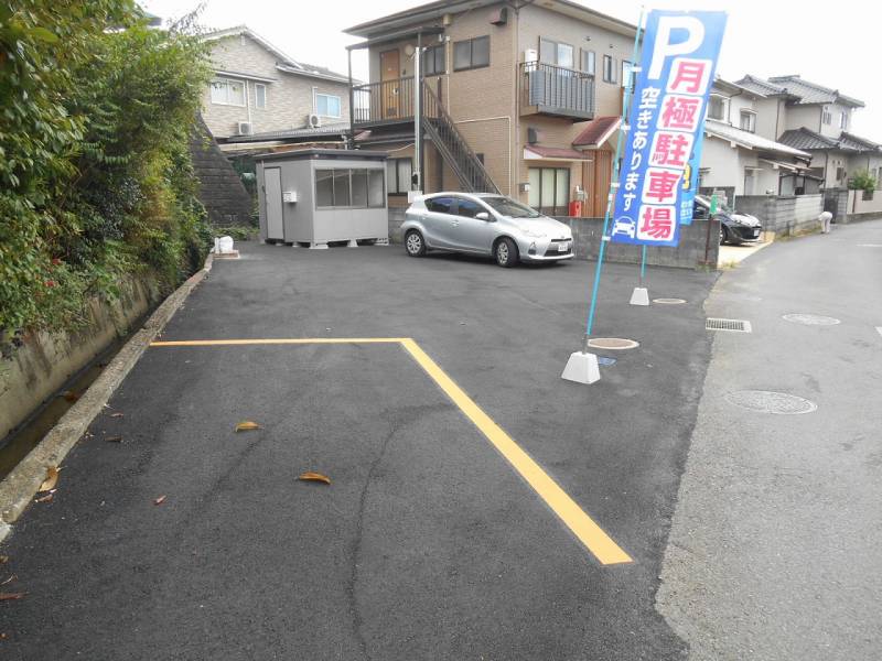 古三津月極駐車場 の外観写真