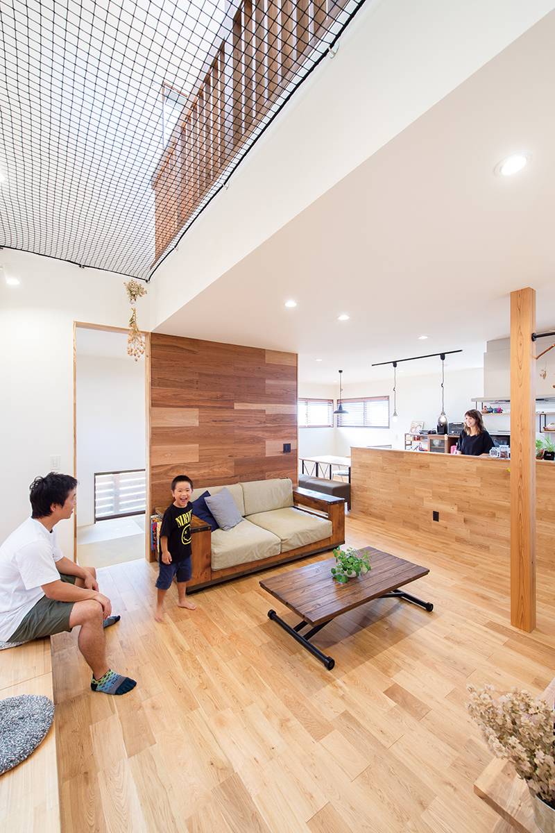 三野津建設 有 の住宅実例 子育てを意識した動線が魅力のカフェのようにおしゃれな家 香川の家