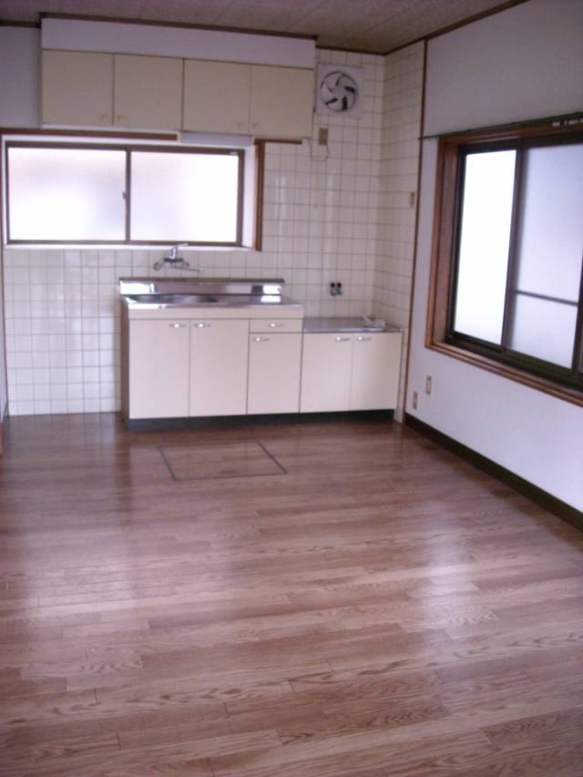 松山市来住町１１５１－１ 来住町一戸建  物件写真1