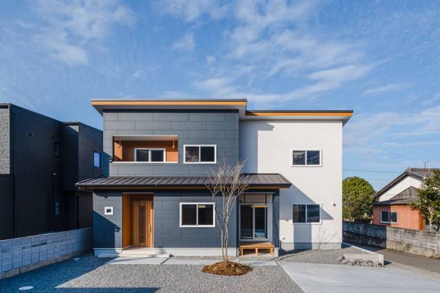 【予約受付中】-ちょうどいい場所で田舎暮らし 田舎に建つ家-