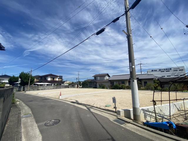 高松市郷東町字新開605番1 高松市郷東町 　３号地 物件写真1