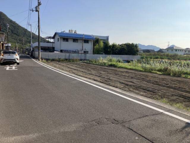 高松市国分寺町新居 高松市国分寺町新居  物件写真1