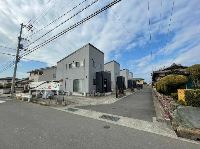 愛媛県新居浜市八幡１丁目 新居浜市八幡 一戸建  物件写真1