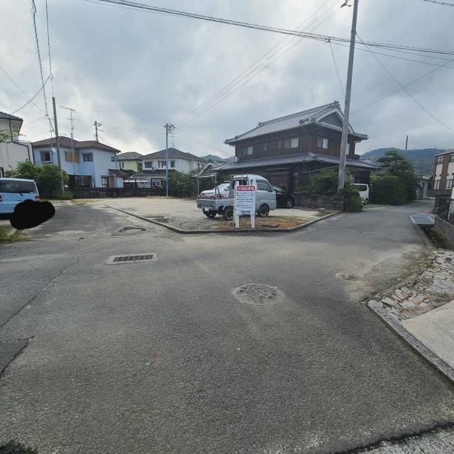 伊予市米湊字山本１８７番地１ 田中駐車場  物件写真1