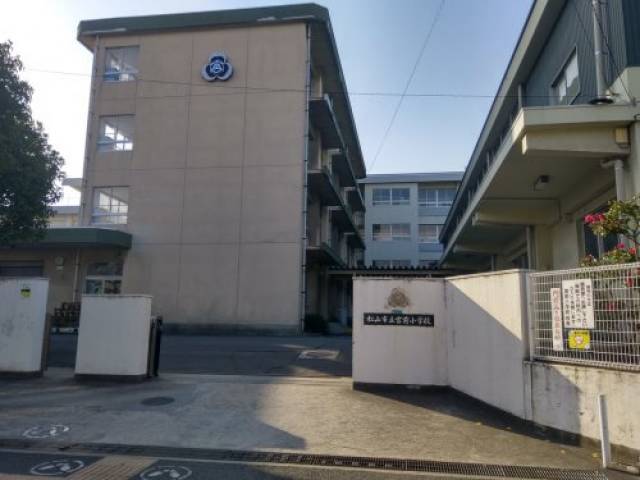 愛媛県松山市中須賀３丁目 松山市中須賀 一戸建  物件写真1