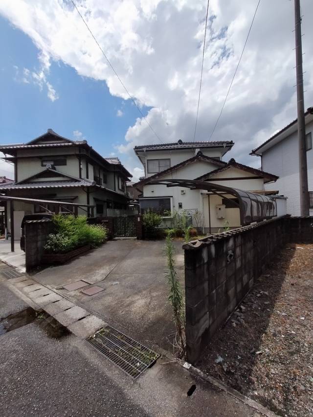 新居浜市南小松原町 新居浜市南小松原町   物件写真1