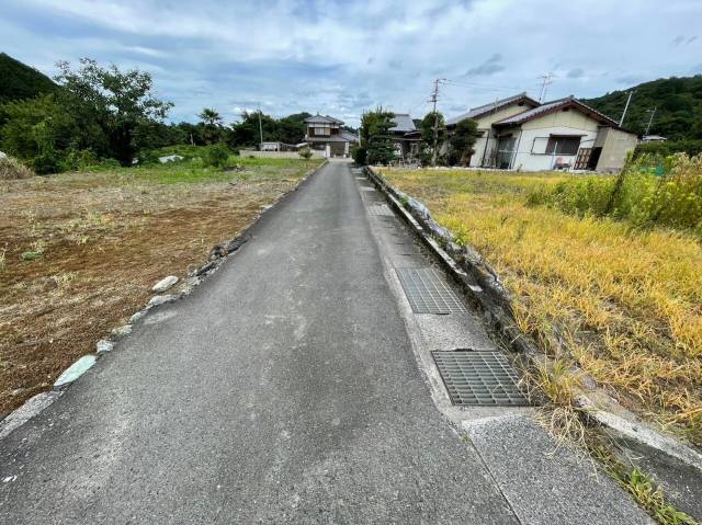 新居浜市船木 新居浜市船木   物件写真1