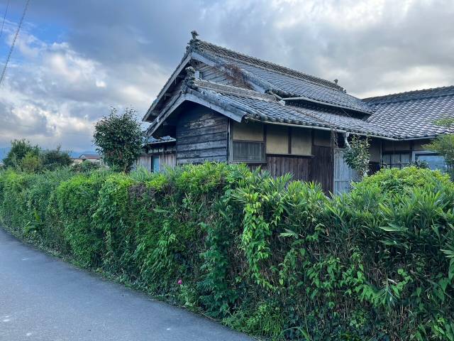 西条市丹原町願連寺 西条市丹原町願連寺   物件写真1