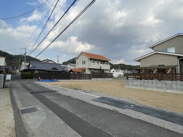 松山市高岡町666-1 松山市高岡町 2号地 物件写真1