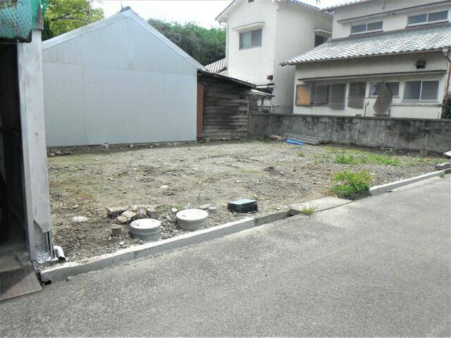 愛媛県新居浜市松の木町 新居浜市松の木町   物件写真1