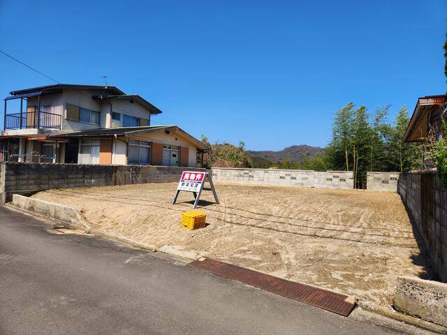 愛媛県新居浜市七宝台町 新居浜市七宝台町   物件写真1