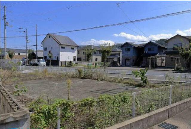 愛媛県新居浜市郷２丁目 新居浜市郷   物件写真1