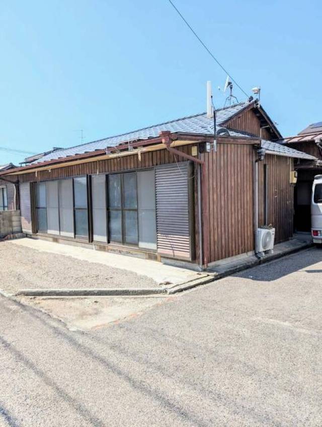 愛媛県新居浜市松の木町 新居浜市松の木町 一戸建  物件写真1