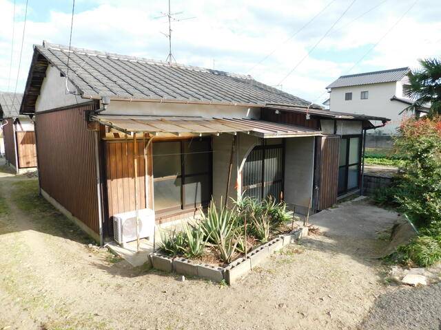 愛媛県新居浜市久保田町２丁目 新居浜市久保田町 一戸建  物件写真1