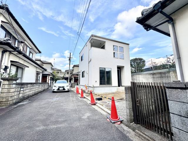 松山市古川北 松山市古川北 一戸建 好立地並列2台 物件写真1