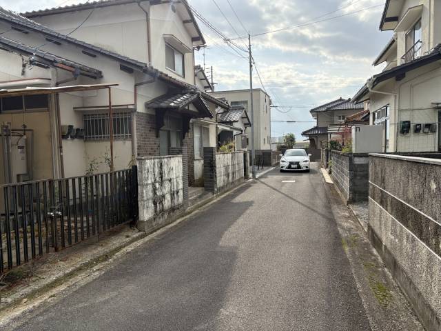 松山市上高野町66-33 松山市上高野町  物件写真1