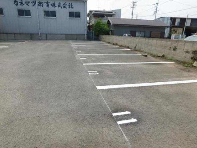 愛媛県四国中央市金生町下分 星川裕章駐車場　川之江の賃貸駐車場 3 物件写真1