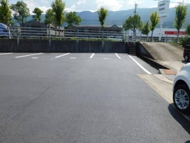 愛媛県四国中央市下柏町 下柏坂田駐車場　-の賃貸駐車場 28 物件写真1