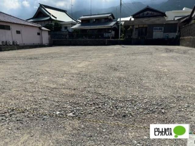 愛媛県四国中央市中之庄町 メゾン三島敷地外駐車場　伊予三島の賃貸駐車場 P-20 物件写真1