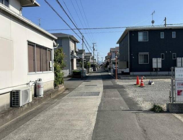 松山市西長戸町102-2 松山市西長戸町 一戸建 1号棟 物件写真1