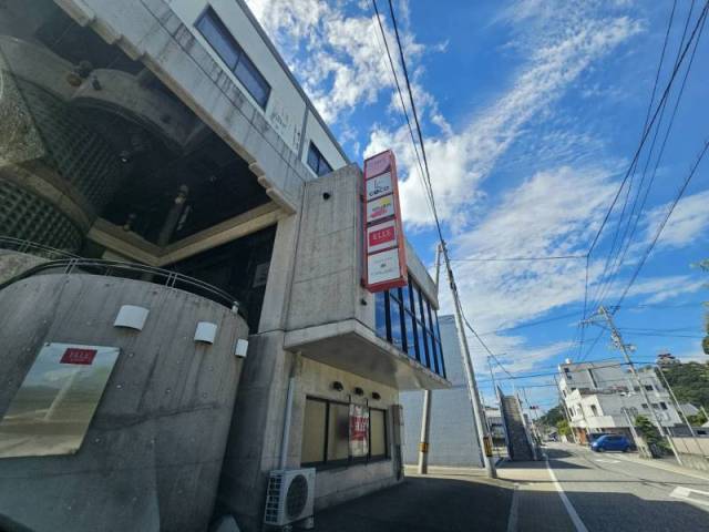 四国中央市川之江町1732　シックビル2階 シックビル　貸店舗  物件写真1