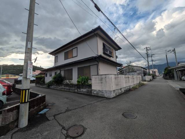 新居浜市郷5丁目 新居浜市郷 一戸建 （郷5丁目） 物件写真1