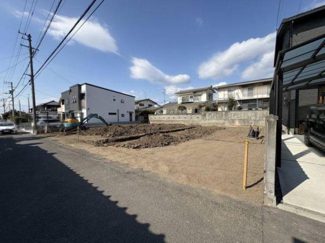 松山市北梅本町 一戸建画像2枚目