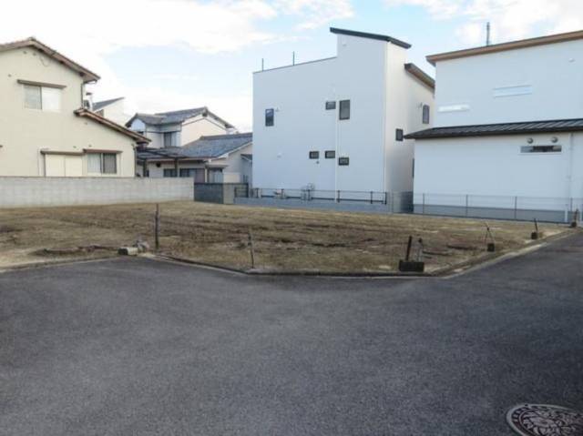 愛媛県松山市余戸中３丁目 松山市余戸中   物件写真1