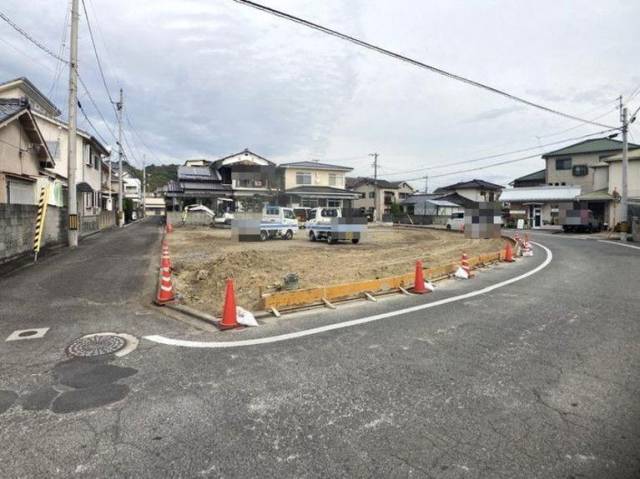 愛媛県松山市北斎院町 松山市北斎院町   物件写真1