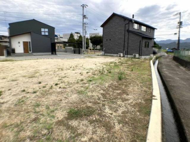 愛媛県伊予郡砥部町高尾田 伊予郡砥部町高尾田   物件写真1