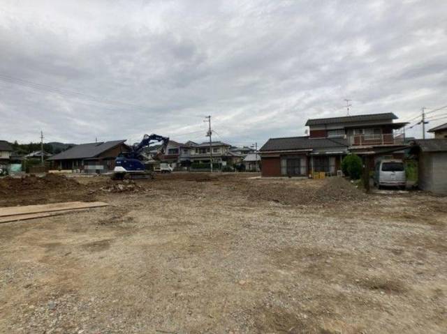 愛媛県伊予郡砥部町北川毛 伊予郡砥部町北川毛   物件写真1