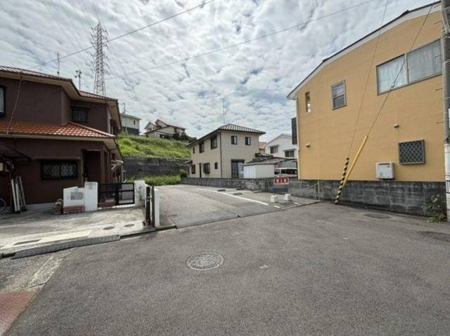 愛媛県松山市みどりケ丘 松山市みどりヶ丘   物件写真1