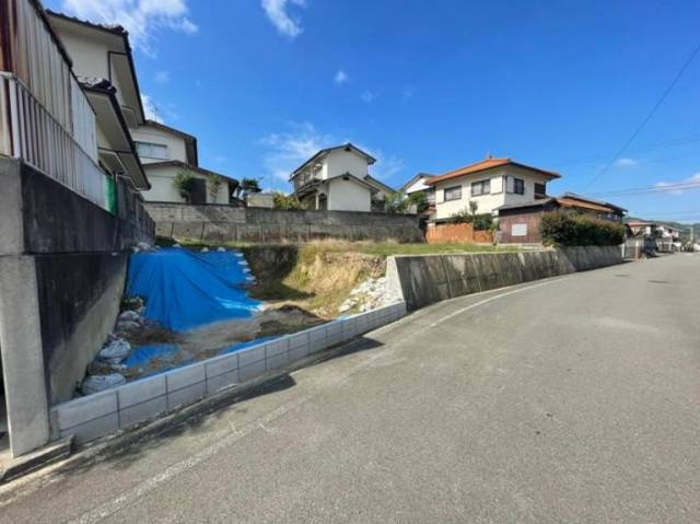 愛媛県伊予郡砥部町北川毛 伊予郡砥部町北川毛   物件写真1