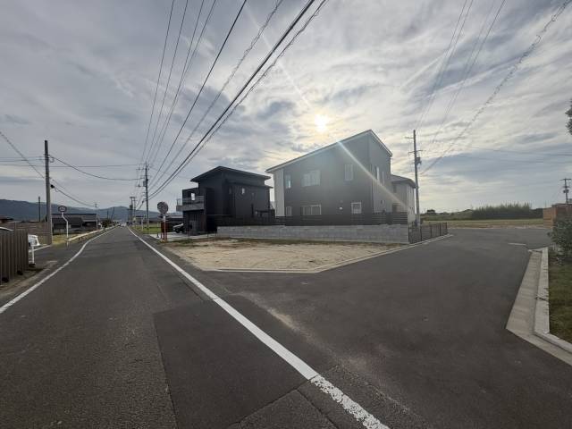 伊予郡松前町大字中川原659-6 伊予郡松前町中川原 B号地 物件写真1