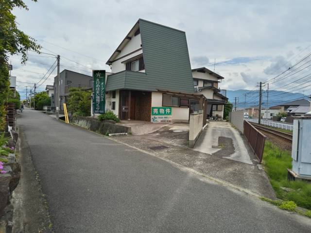 松山市水泥町 一戸建 画像2枚目