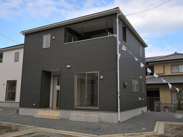 松山市西長戸町 一戸建画像2枚目