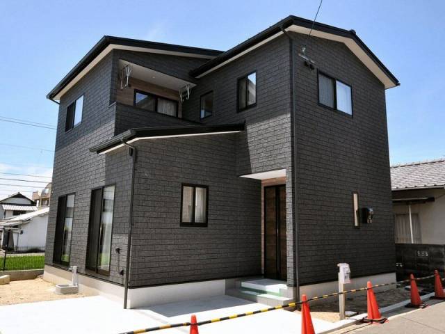 松山市枝松 一戸建画像2枚目