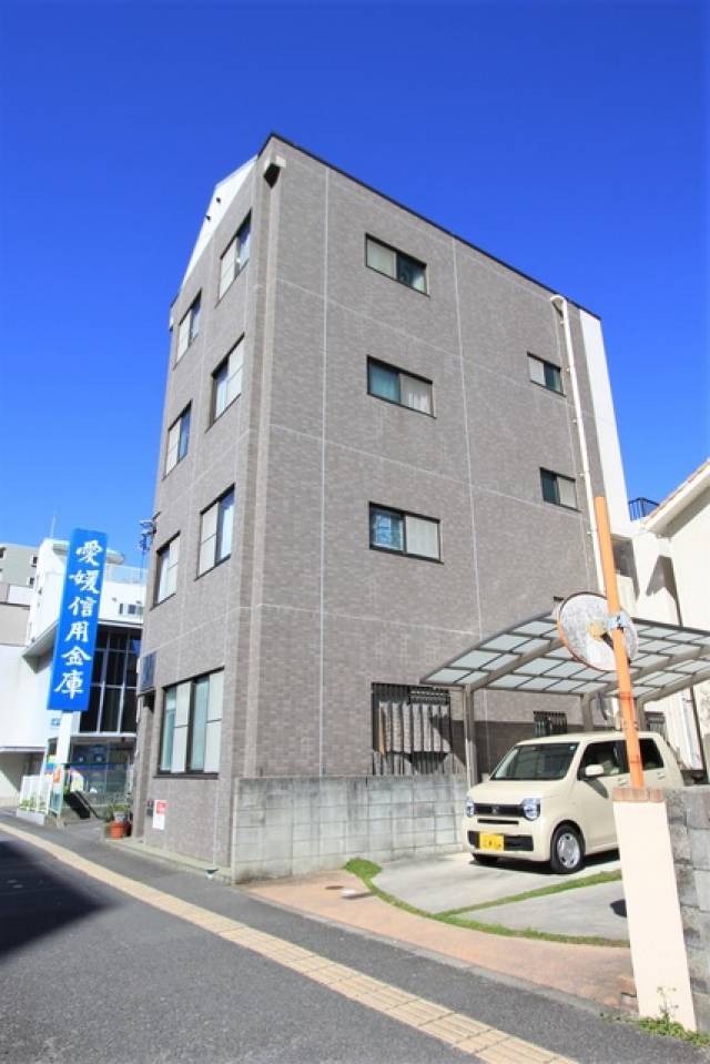 愛媛県松山市本町５丁目1-7 熊谷ビル 301 物件写真1