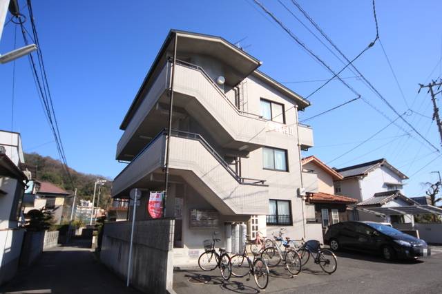 愛媛県松山市御幸１丁目317 愛媛県松山市御幸１丁目317 1K マンション  物件写真1