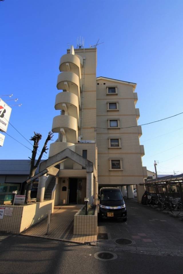 愛媛県松山市朝生田町２丁目2-22 ｓｅｌｅコート１番館 308 物件写真1