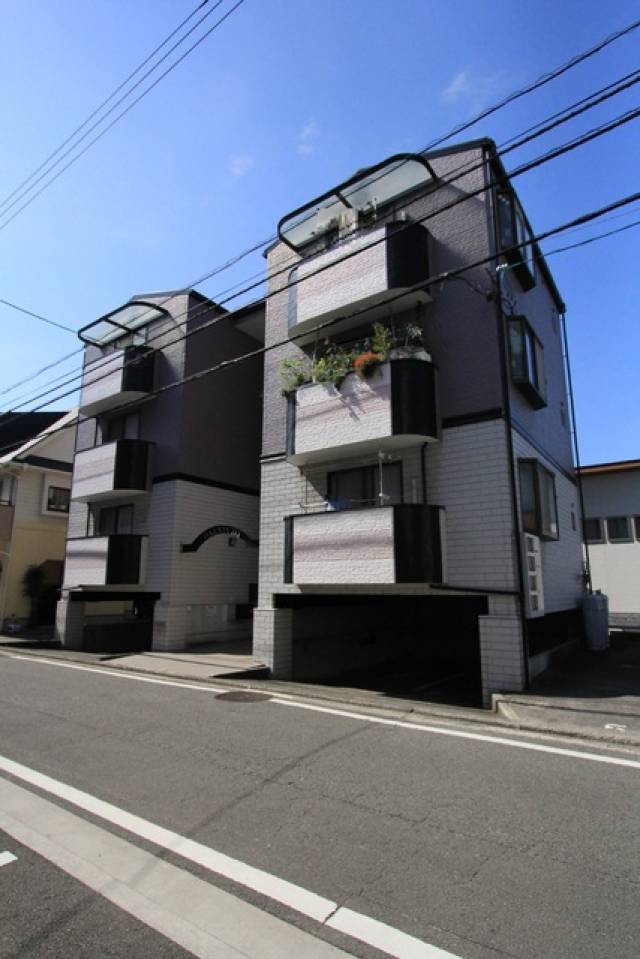 愛媛県松山市和泉北１丁目2-33 スプリエダイニチ 402 物件写真1